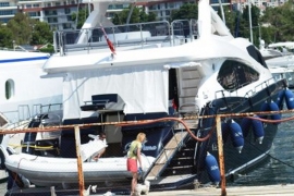 Đokovići žive na jahti od 5 miliona evra