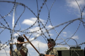 Migranti isjekli mađarsku ogradu na granici sa Srbijom 