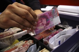  Švajcarska mora da ruši franak, rate će padati
