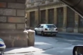 Pomahnitali vozač vozio u suprotnom smjeru kod Vječne vatre (VIDEO)