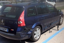 Toplotni udar: Turista snimio auto koji se topi na suncu? (FOTO)