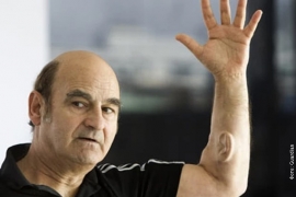  "Otkačeni" profesor uzgojio uvo na ruci (VIDEO)
