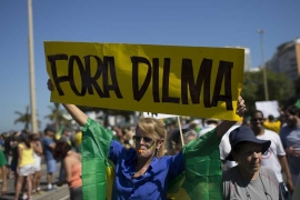 Demonstranti traže opoziv Dilme Rusef