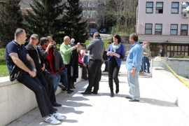 Radnici konfekcije "Borac" prenoćiće ispred zgrade Vlade FBiH