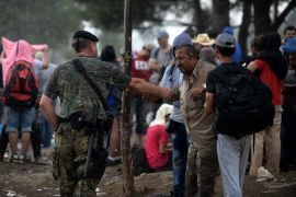 Makedonci šalju migrante u Srbiju
