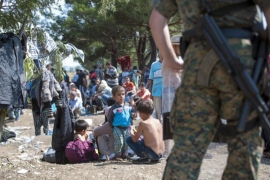 Vučić i Gruevski traže rješenje za migrantsku krizu 