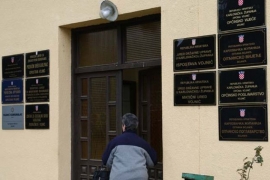 Postavljene table na ćirilici u opštinama Vojnić i Vrbovsko 