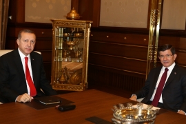 Erdoan imenovao Davutoglua za premijera privremene vlade
