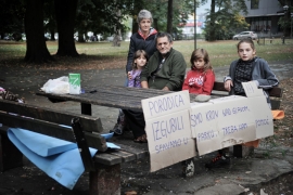 Privremeno rješenje za porodicu iz parka
