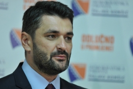 Suljagić: Dunović neće potpisati ulazak SNSD-a u Vladu FBiH