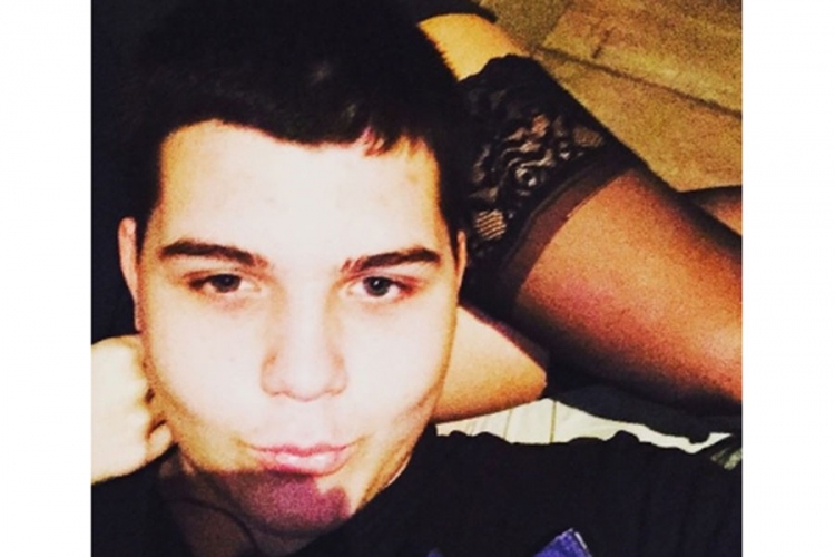 Sin Lepe Brene zaboravio da ga mama prati i na Instagramu