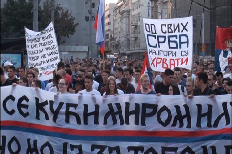 Studenti SO "Sistem vrednosti" protestovali zbog proslave "Oluje"
