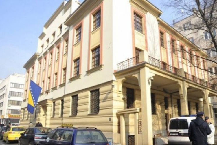 Ponovo određen pritvor Aidi Selvić, osumnjičenoj u predmetu "Bosnalijek"