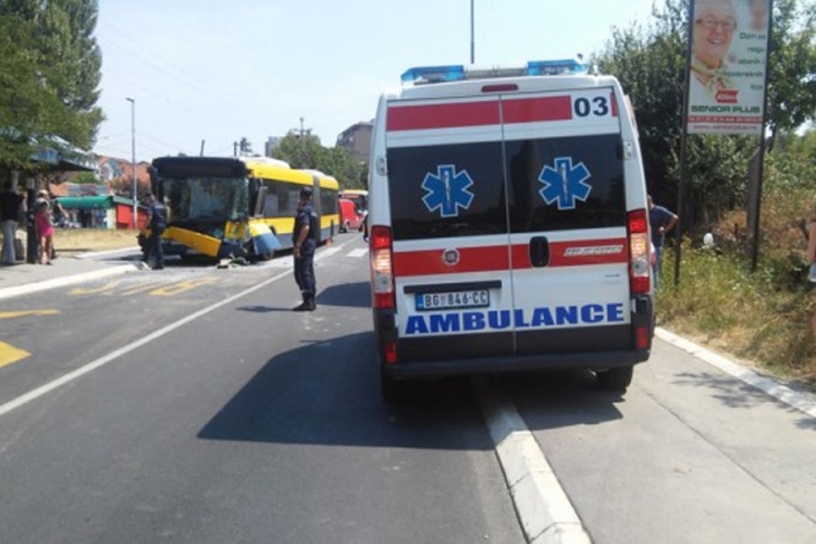 Sudar autobusa u Beogradu, više od 20 povrijeđenih