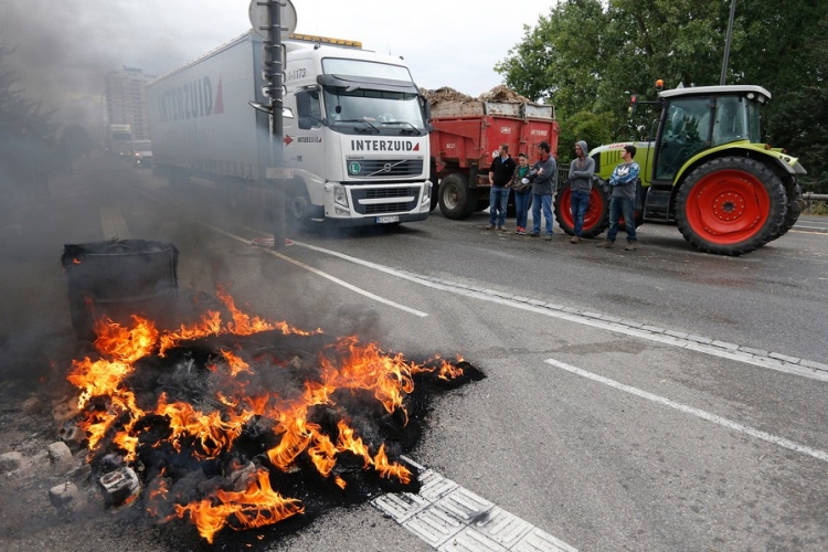 Madrid od Pariza traži da spriječi napade
