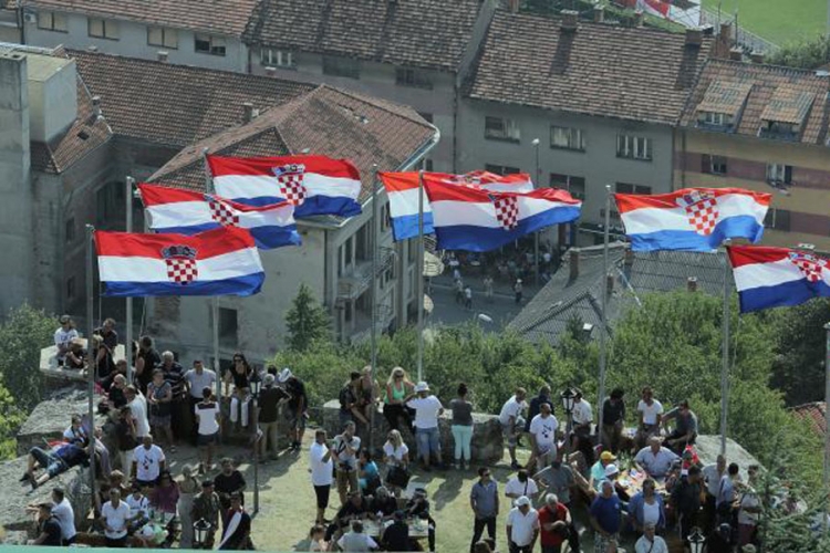 "Tuđman se vratio kao novi idol nacije"