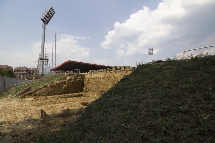 Bilino polje dobija novi semafor