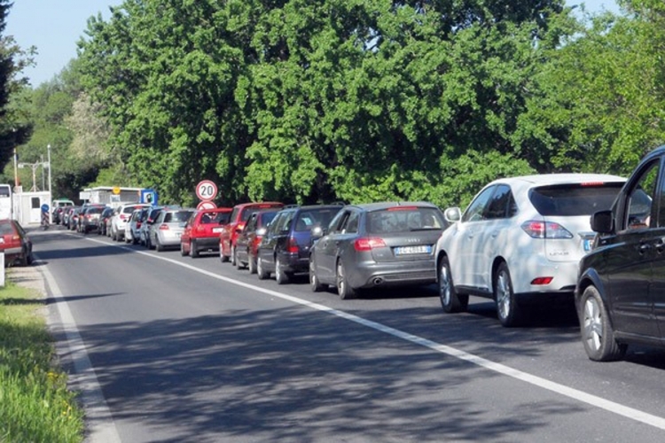 Na GP Doljani na izlaz iz BiH čeka se dva i po sata