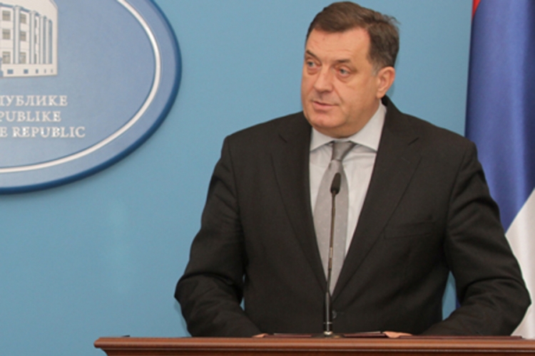 Dodik: Novi zakon o radu neophodan