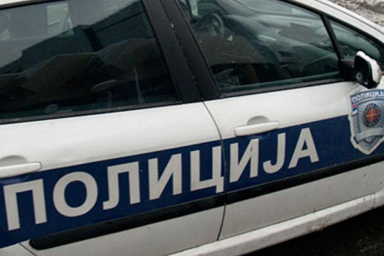 Banjalučaninu oteli lančić pa ga pretukli