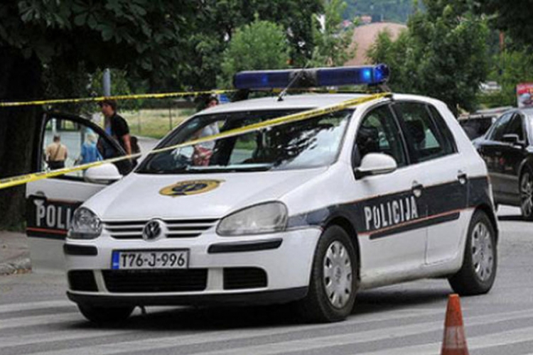 Jedomjesečni pritvor napadačima na džamiju u Omerovićima