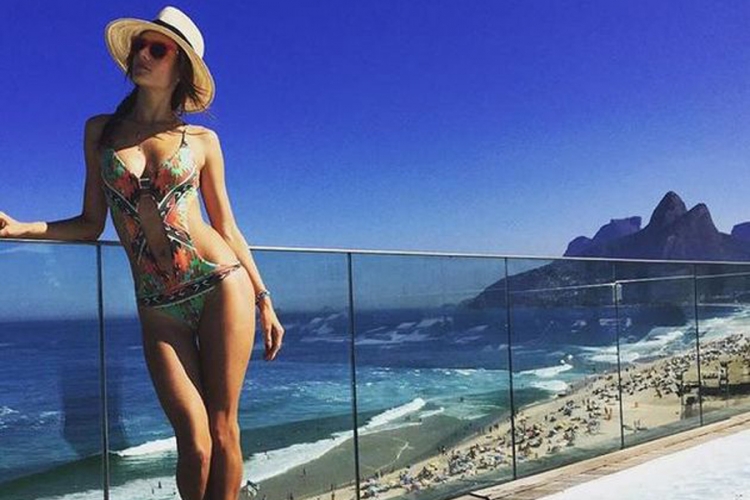 Alesandra Ambrosio pokazala svoje zanosno tijelo (FOTO)