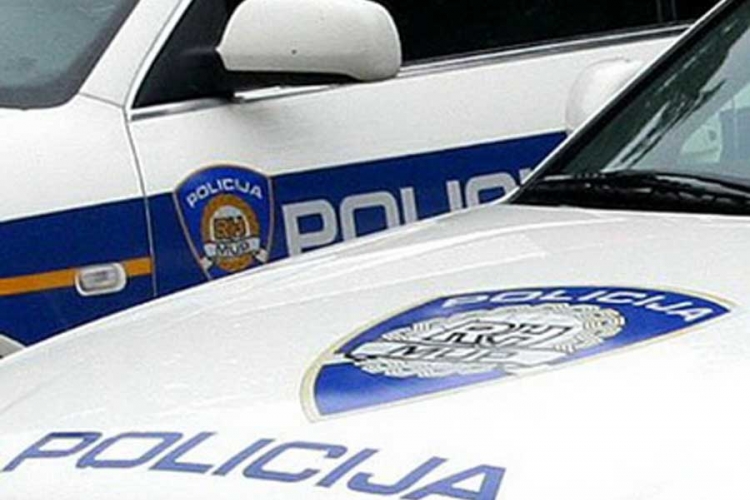 U masovnoj tuči kod Ogulina 15 osoba povrijeđeno