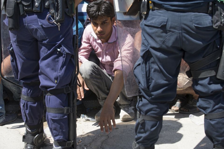 U sukobu policije i migranata u Njemačkoj 17 povrijeđenih
