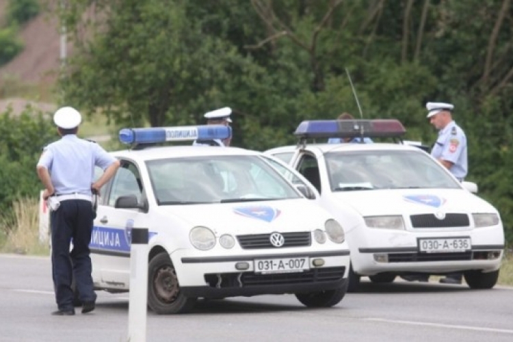 Banjaluka: Prevrnulo se teretno vozilo, obustavljen saobraćaj 