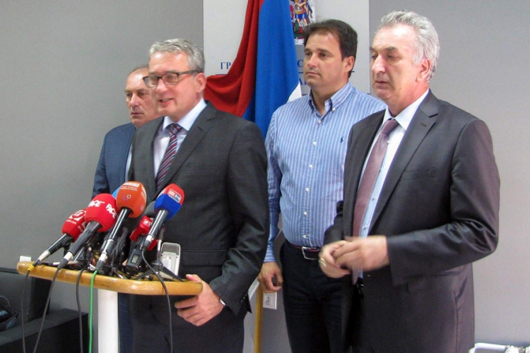 Bosić: U skupštinskoj većini nema mjesta za SNSD i SBB