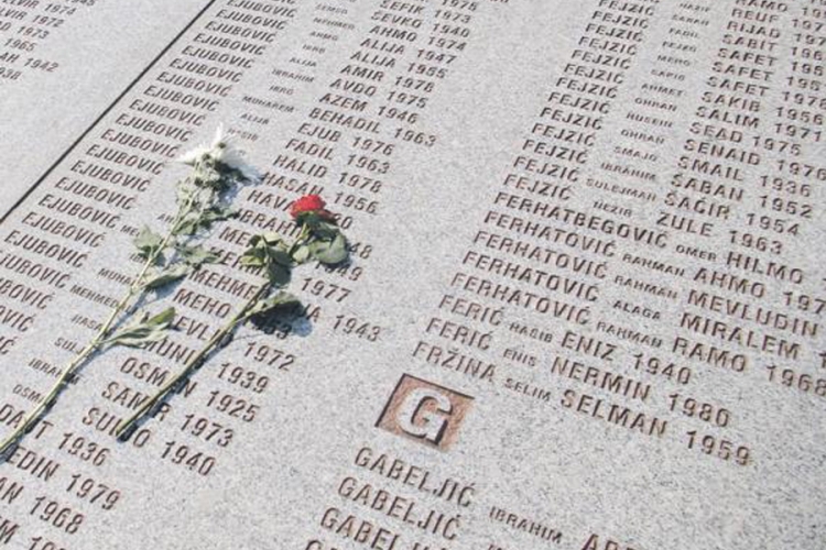 Vještak: Hiljadu srebreničkih žrtava nema u popisu iz 1991.