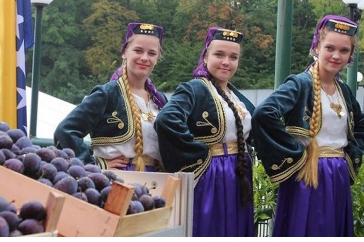 Počinje sajam šljiva u Gradačcu