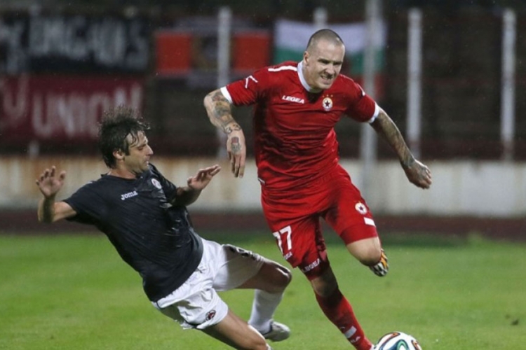 Rođak Tonija Kukoča pregovara sa Partizanom
