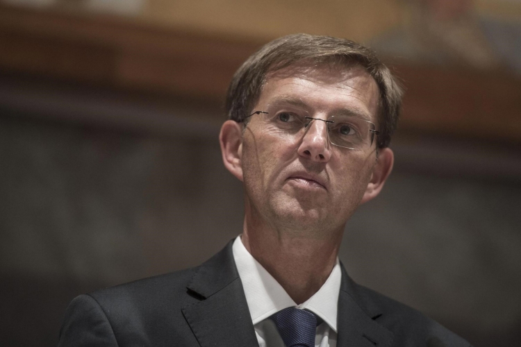 Cerar: Slovenija se protivi podizanju zidova u Evropi