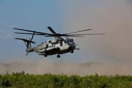 SAD: Marinac poginuo, 11 povređeno na vježbi