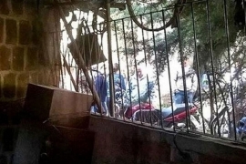 Suprugu i sina godinama držao zaključane