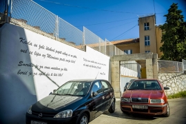 U Šibeniku osvanuo mural u čast Arsenu Dediću (FOTO)