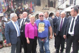 Kolinda obišla i stari grad u Mostaru (FOTO)