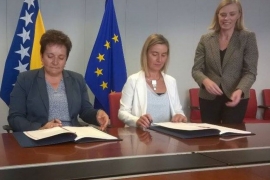 Pendeš i Mogerini potpisale Sporazum o učešću BiH u operacijama EU