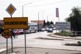 Carinik pao zbog 100 evra mita i darova