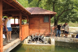 Supružnici Marinović zavičaju poklonili mlin (FOTO)
