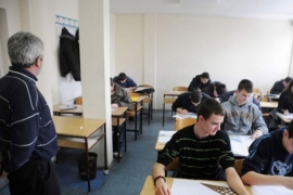 Višak 220 prosvjetara