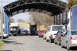 Normalizuje se teretni saobraćaj prema Hrvatskoj, otvoreni prelazi u ...