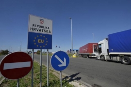 Hrvatska obustavila blokadu, kamiondžije blokirale Batrovce