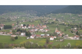 Nožem izbušio gume na vozilu šumskog gazdinstva na Palama