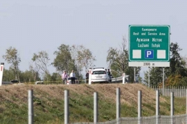 Iz blindiranog vozila oteto  600.000 KM Unikredit banke