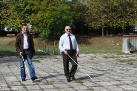 Dajte nam ozvučene semafore i posao