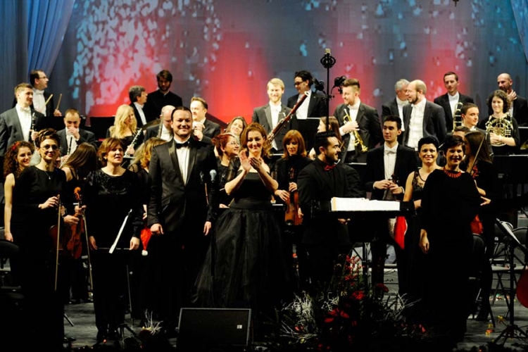 Dašak Holivuda na Skenderiji uz sarajevsku Filharmoniju
