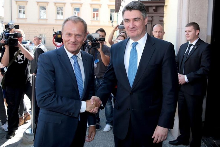 Milanović,Tusk: Nužan jasan odgovor EU na krizu sa migrantima