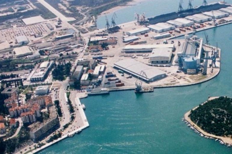   Hrvatska luka Ploče bi mogla biti preimenovana u Tuđmanovo?